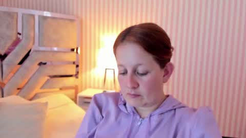 Snapshot of viioletamora chatting on December 13, 2024, 1:59 am Violeta online show from December 13, 2024, 1:59 am