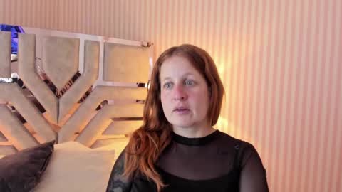 Snapshot of viioletamora chatting on December 13, 2024, 10:34 pm Violeta online show from December 13, 2024, 10:34 pm