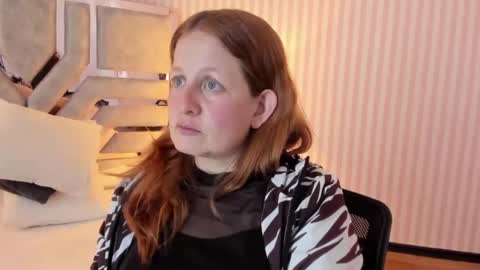 Snapshot of viioletamora chatting on December 14, 2024, 1:39 am Violeta online show from December 14, 2024, 1:39 am