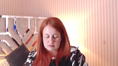 Snapshot of viioletamora chatting on December 31, 2024, 3:34 am Violeta online show from December 31, 2024, 3:34 am