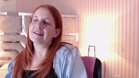 Snapshot of viioletamora chatting on January 3, 2025, 2:54 am Violeta online show from January 3, 2025, 2:54 am