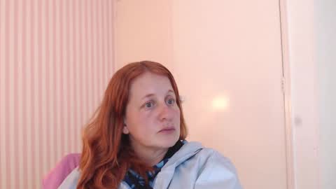 Snapshot of viioletamora chatting on January 8, 2025, 9:23 pm Violeta online show from January 8, 2025, 9:23 pm