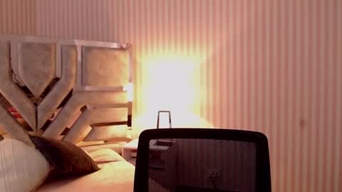 Snapshot of viioletamora chatting on January 22, 2025, 1:42 am Violeta online show from January 22, 2025, 1:42 am