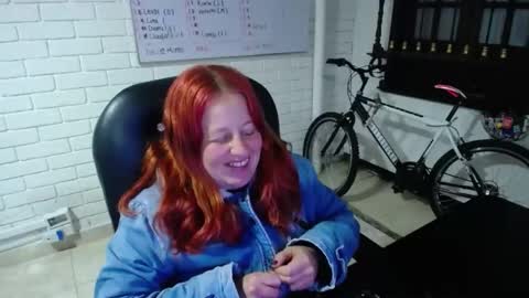 Snapshot of viioletamora chatting on March 12, 2025, 5:02 am Violeta online show from March 12, 2025, 5:02 am