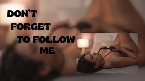 Snapshot of viiolett_lee chatting on January 22, 2025, 11:32 pm Viiolett online show from January 22, 2025, 11:32 pm