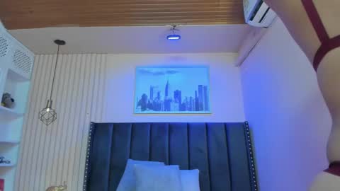 Snapshot of viiolett_lee chatting on January 31, 2025, 8:01 pm Viiolett online show from January 31, 2025, 8:01 pm