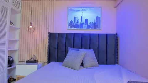 Viiolett online show from October 30, 2025, 8:42 pm