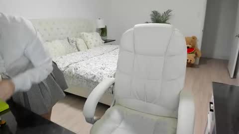 Ukrainian-woman online show from February 20, 2026, 12:27 pm