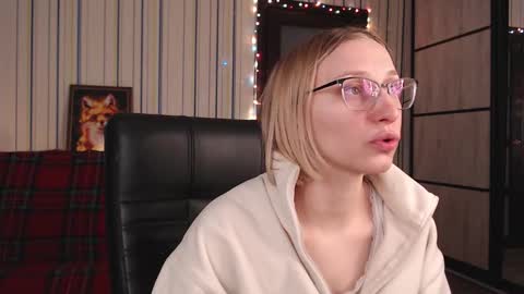 Snapshot of vikaericka chatting on January 11, 2026, 6:57 pm Vika online show from January 11, 2026, 6:57 pm