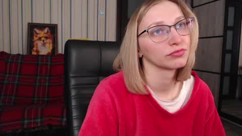 Vika online show from May 13, 2026, 9:44 pm