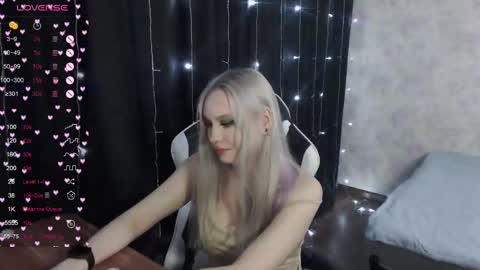 Snapshot of vikapowers chatting on January 13, 2025, 7:53 pm vikapowers online show from January 13, 2025, 7:53 pm