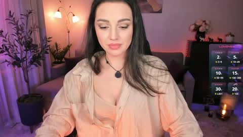 Viki Bellson online show from May 15, 2026, 7:54 pm