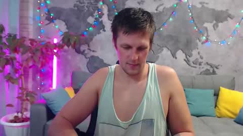 vikingchrisss online show from December 21, 2025, 1:29 pm