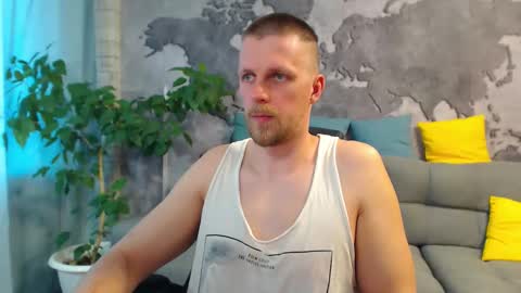 vikingchrisss online show from May 11, 2026, 9:15 am