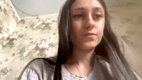 Snapshot of viktoria9898 chatting on September 10, 2025, 11:10 am Sweett online show from September 10, 2025, 11:10 am