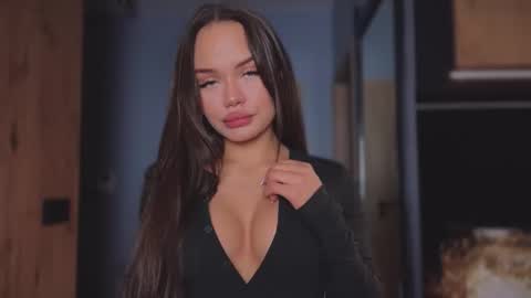 Viktoria www online show from March 25, 2026, 9:10 pm