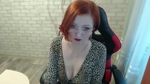 vikualex69 online show from June 15, 2026, 6:26 am