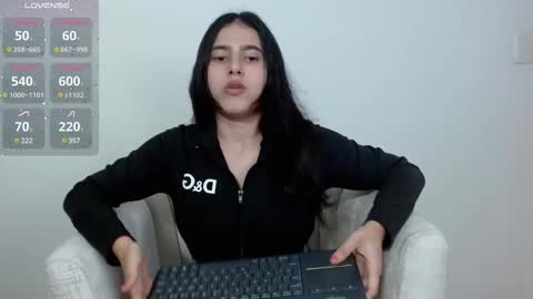 Snapshot of vikysexy28 chatting on February 28, 2025, 3:26 am vikysexy28 online show from February 28, 2025, 3:26 am