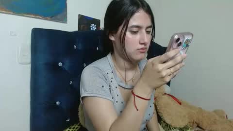 vikysexy28 online show from December 14, 2025, 3:56 am