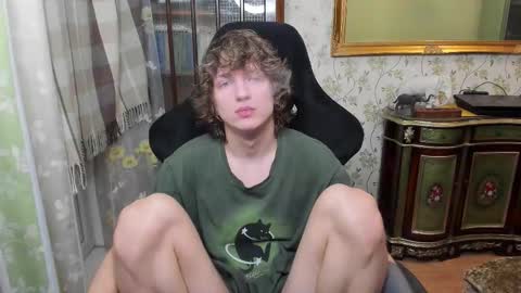 Dimoooooon online show from February 15, 2026, 2:52 am