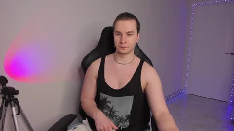 Vincent Strong online show from February 10, 2025, 7:47 am