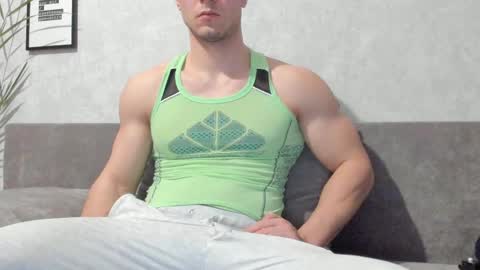 Vincent.  uncut 18cm online show from February 12, 2025, 5:16 pm