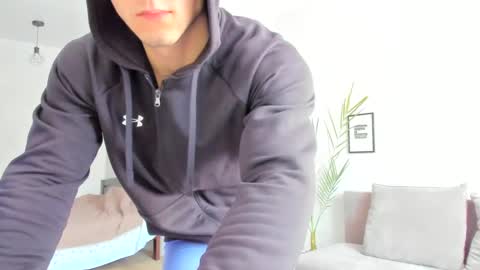 Vincent.  uncut 18cm online show from February 25, 2025, 1:06 pm