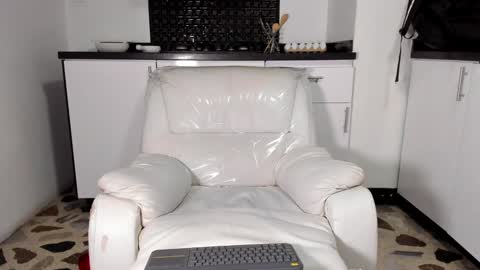 Snapshot of vincenthunter chatting on January 27, 2025, 1:59 am Vincent online show from January 27, 2025, 1:59 am