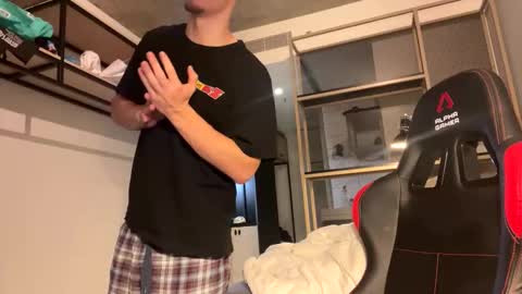 vincentprice69 online show from November 30, 2025, 2:37 am