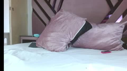 vinitryjhonson online show from March 13, 2026, 1:29 pm