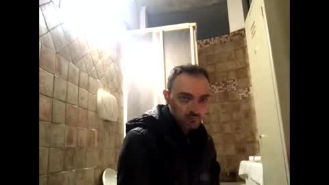 Snapshot of vinmin90 chatting on February 8, 2026, 11:19 pm Zenith online show from February 8, 2026, 11:19 pm