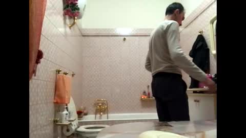 Snapshot of vinmin90 chatting on February 23, 2026, 4:48 pm Zenith online show from February 23, 2026, 4:48 pm