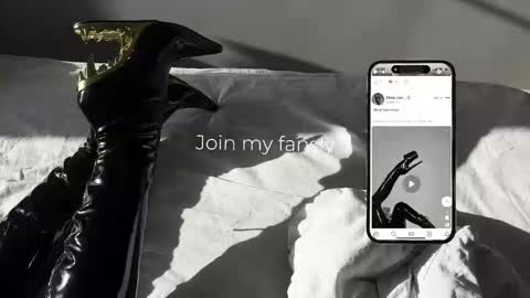 Diva Silvia online show from December 5, 2025, 4:25 pm