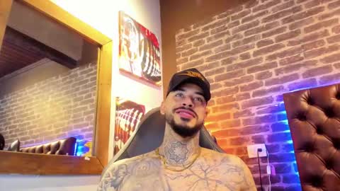 ---Vinzen--- online show from November 15, 2025, 6:44 am