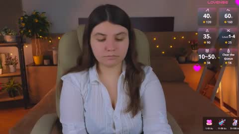 Viola online show from April 5, 2026, 7:44 pm