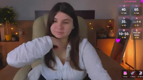 Viola online show from April 14, 2026, 8:15 pm