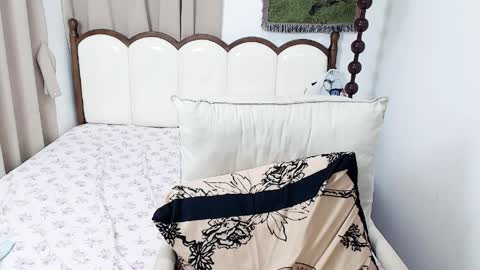 Zona online show from April 6, 2026, 7:42 am