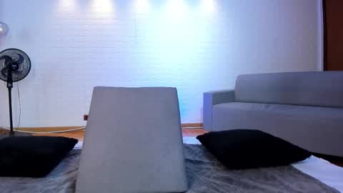 Violett  Everyday From 0530 to 1430 Col Time online show from October 22, 2025, 10:37 am