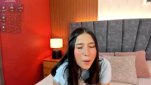 Violet online show from October 24, 2025, 6:26 pm