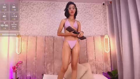Violeta online show from October 9, 2025, 2:37 pm