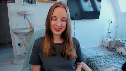 Violet online show from June 23, 2026, 11:41 am