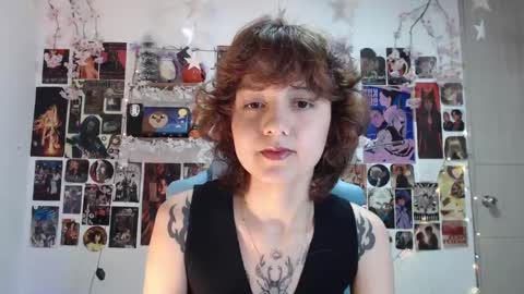 Violet online show from February 16, 2025, 6:43 am