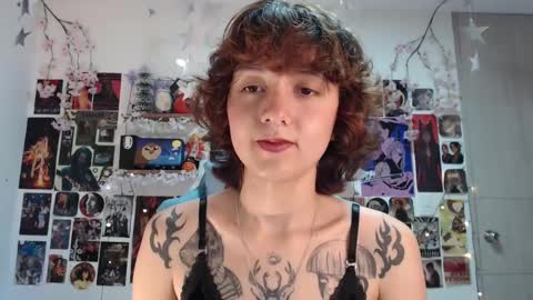Violet online show from February 24, 2025, 9:32 am