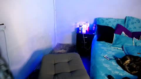 violet_hyuga online show from January 23, 2025, 3:48 am