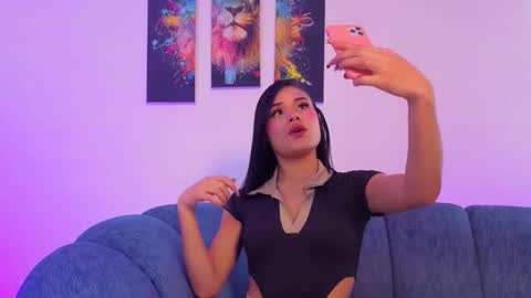 Snapshot of violet_jhonson chatting on November 1, 2025, 3:14 pm violet_jhonson online show from November 1, 2025, 3:14 pm