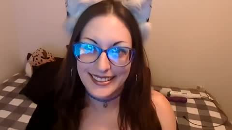 Violet Kitty online show from August 2, 2026, 5:28 am