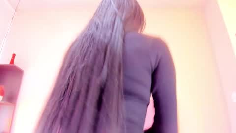 violet online show from December 16, 2025, 1:05 pm