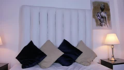 Mary online show from November 5, 2025, 7:47 pm