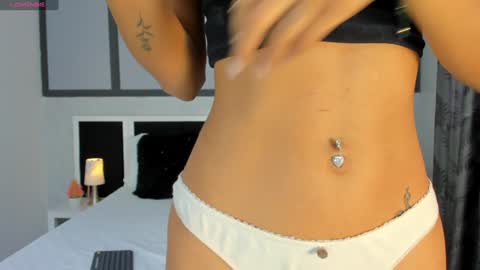  Violet  online show from January 24, 2025, 4:28 pm