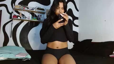 violet_sexhot28 online show from January 11, 2026, 6:46 pm